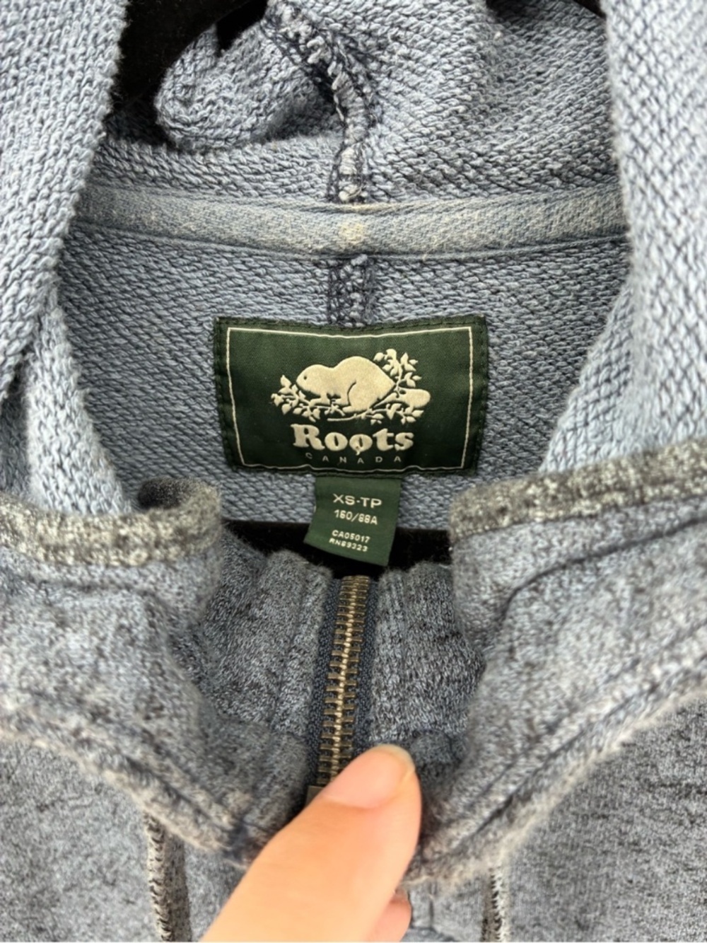 MASSIVE $10 SALE Roots Women's Quarter Zip Lightweight Hoodie - Picture 4 of 10